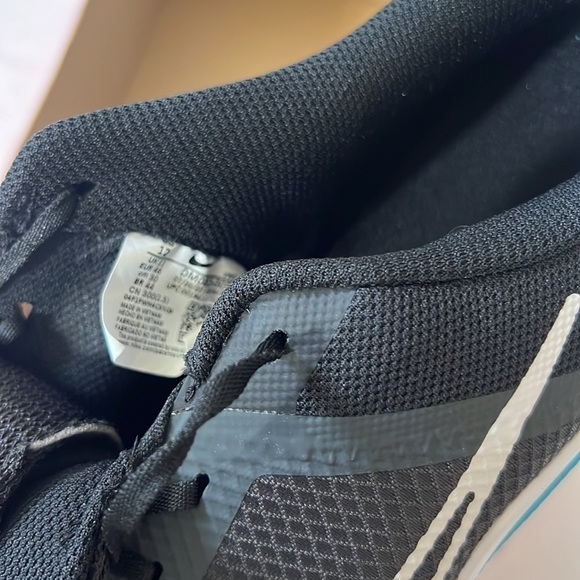 M NIKE MC TRAINER 2 size 12